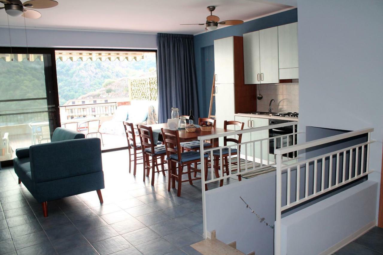 Light Blue House Apartamento Letoianni Exterior foto